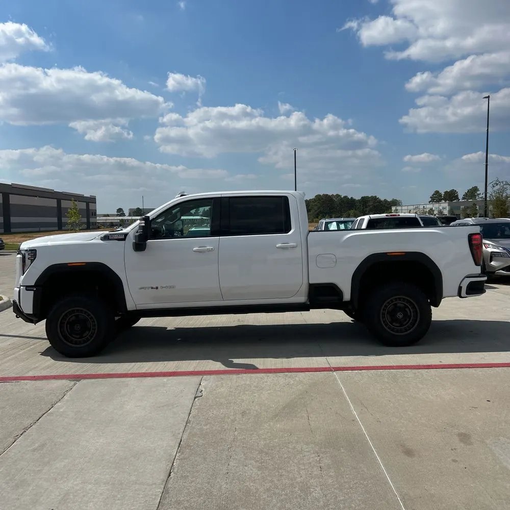 2024 GMC Sierra 2500HD AT4