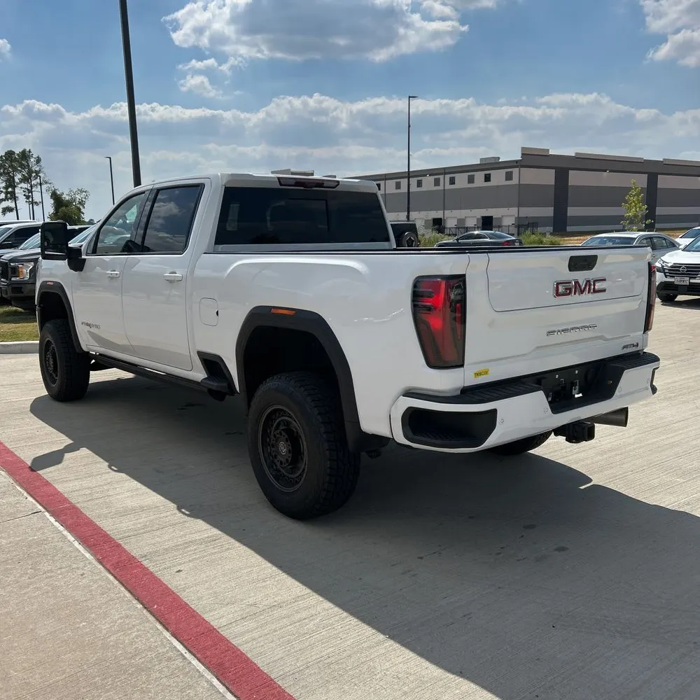 2024 GMC Sierra 2500HD AT4