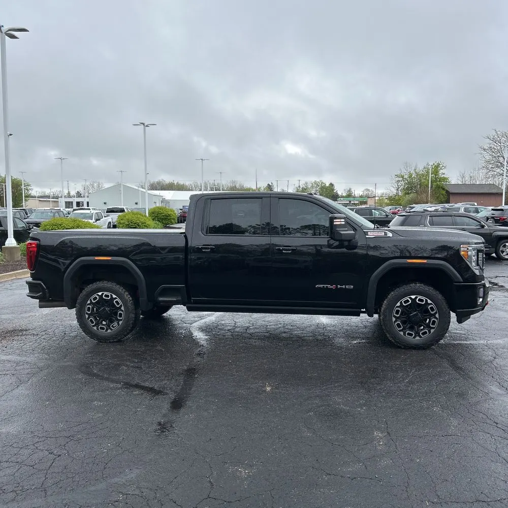 2022 GMC Sierra 2500HD AT4