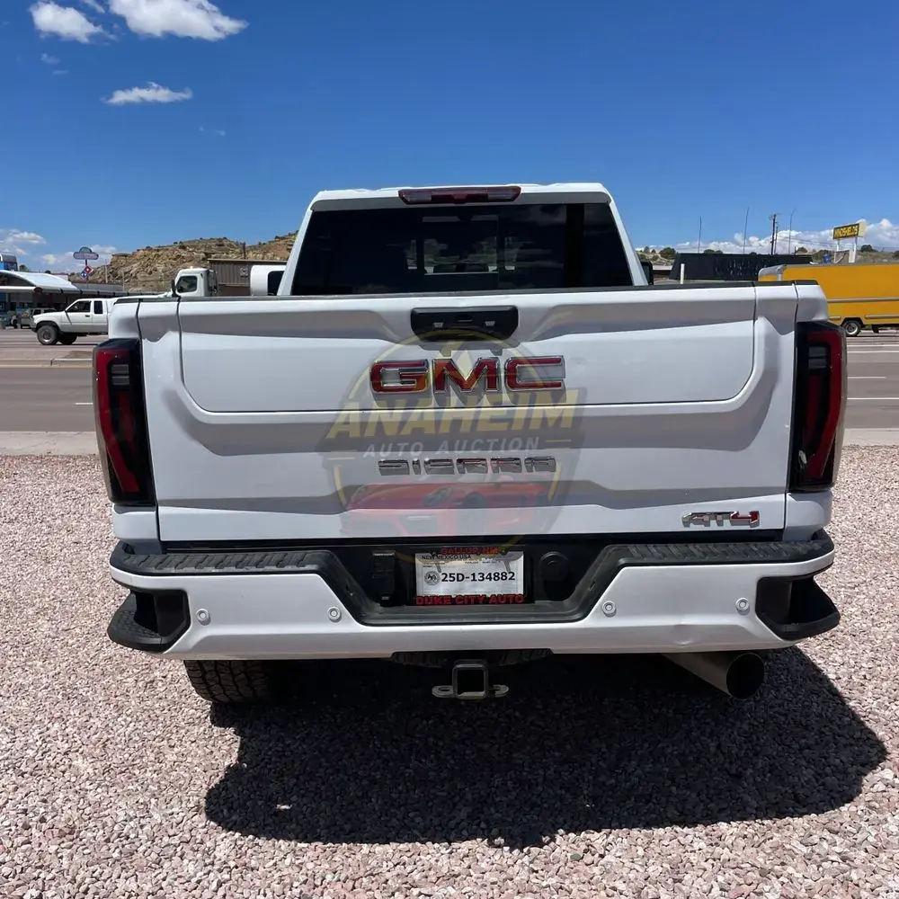 2024 GMC Sierra 2500HD AT4