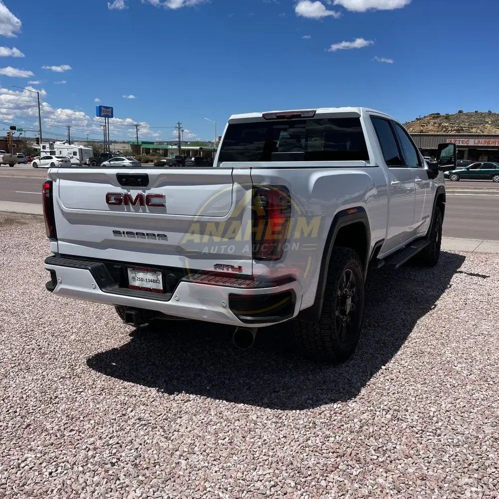 2024 GMC Sierra 2500HD AT4