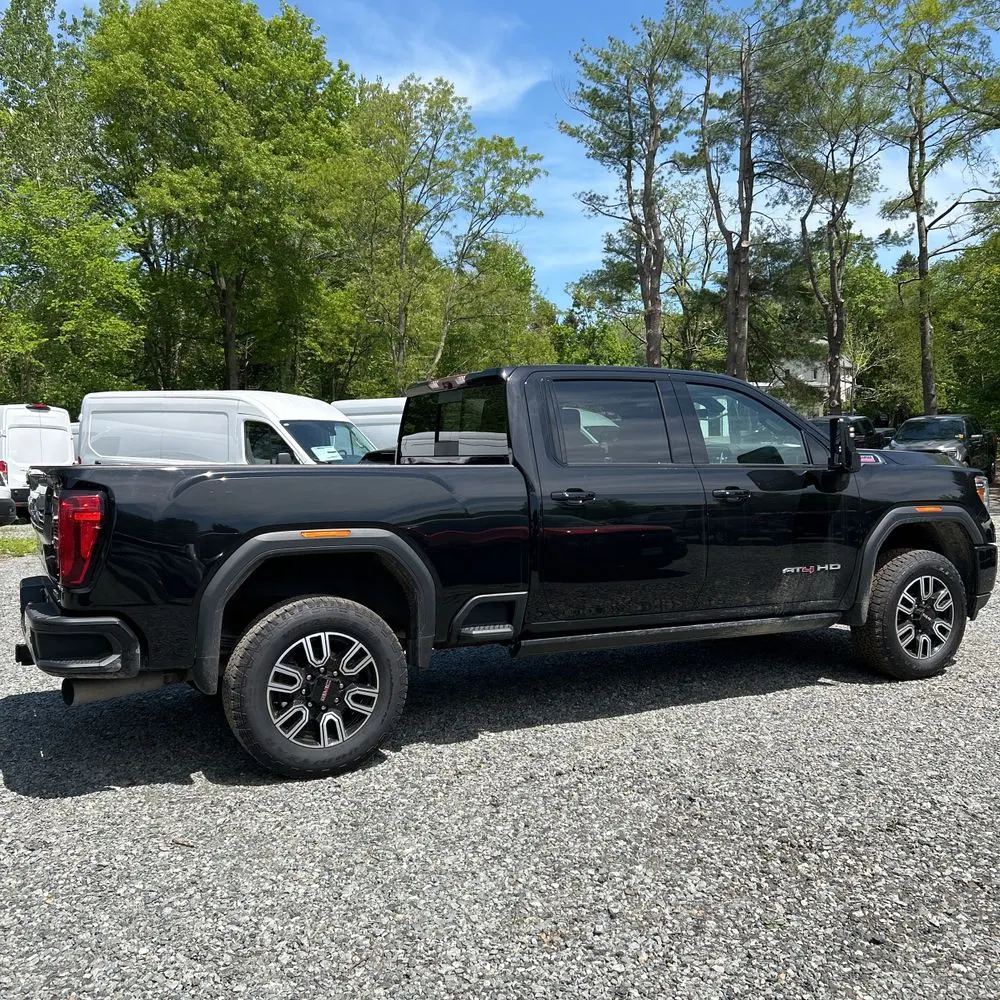 2023 GMC Sierra 2500HD AT4