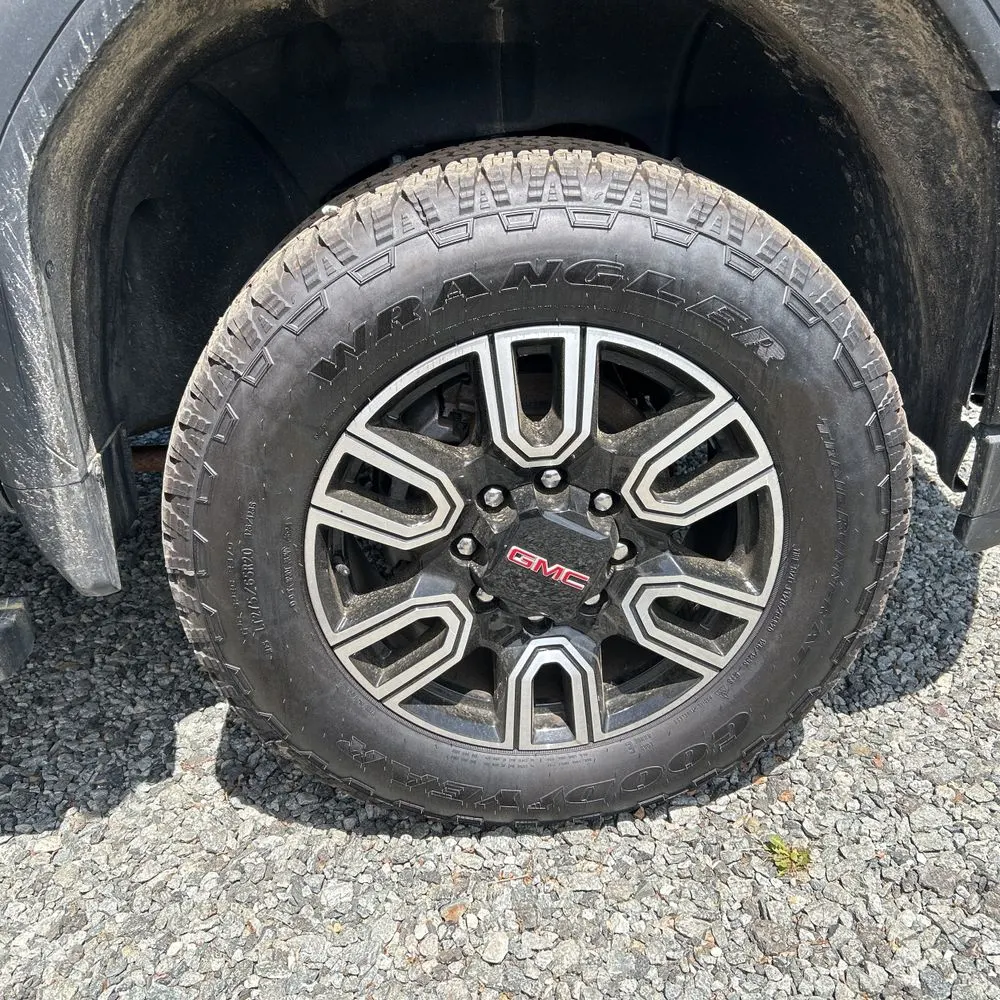 2023 GMC Sierra 2500HD AT4