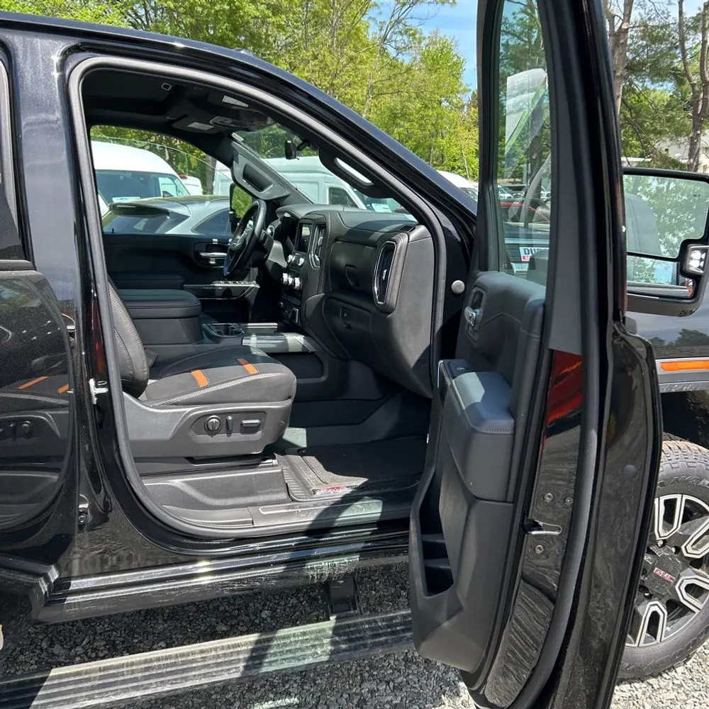 2023 GMC Sierra 2500HD AT4