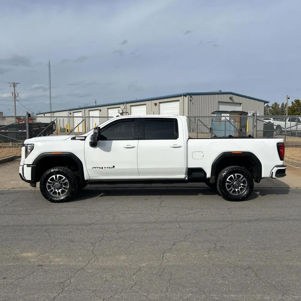 2024 GMC Sierra 2500HD AT4