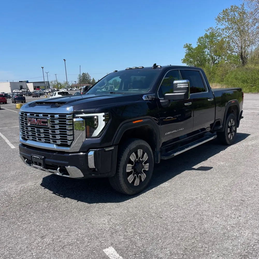 2024 GMC Sierra 2500HD Denali