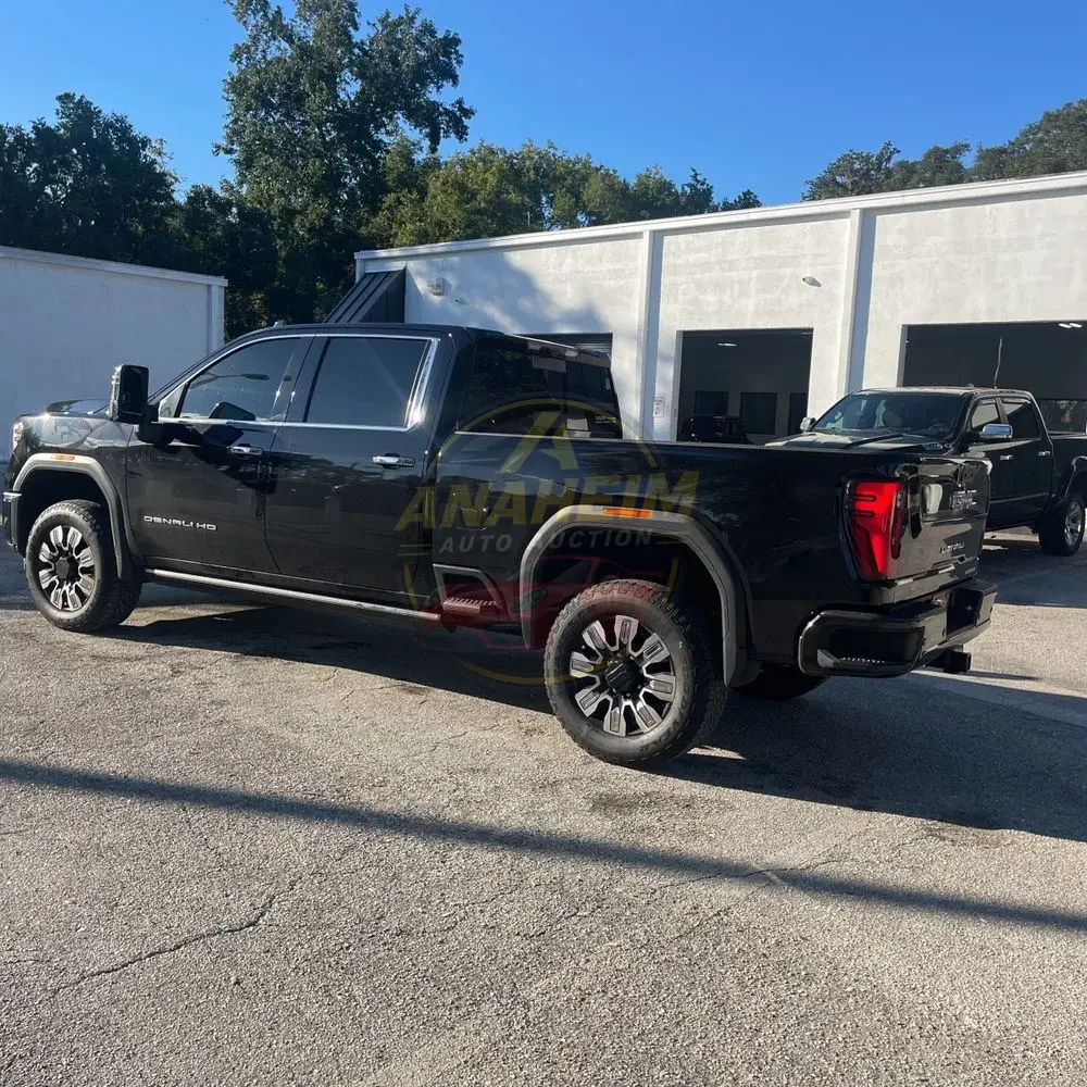 2024 GMC Sierra 2500 Denali