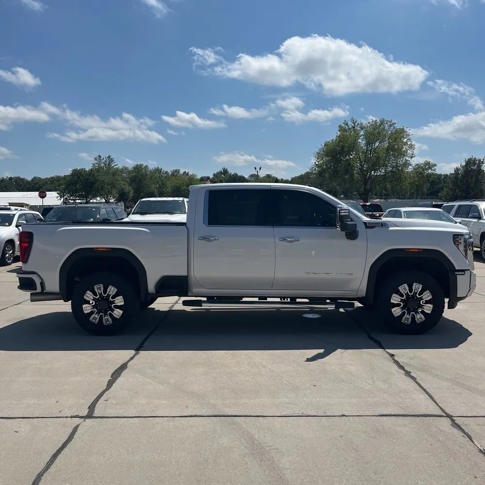 2024 GMC Sierra 2500HD Denali