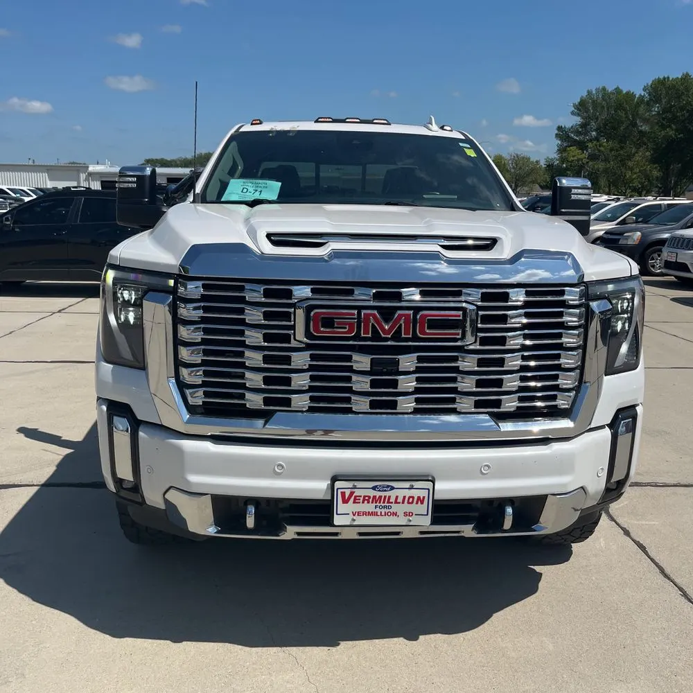 2024 GMC Sierra 2500HD Denali