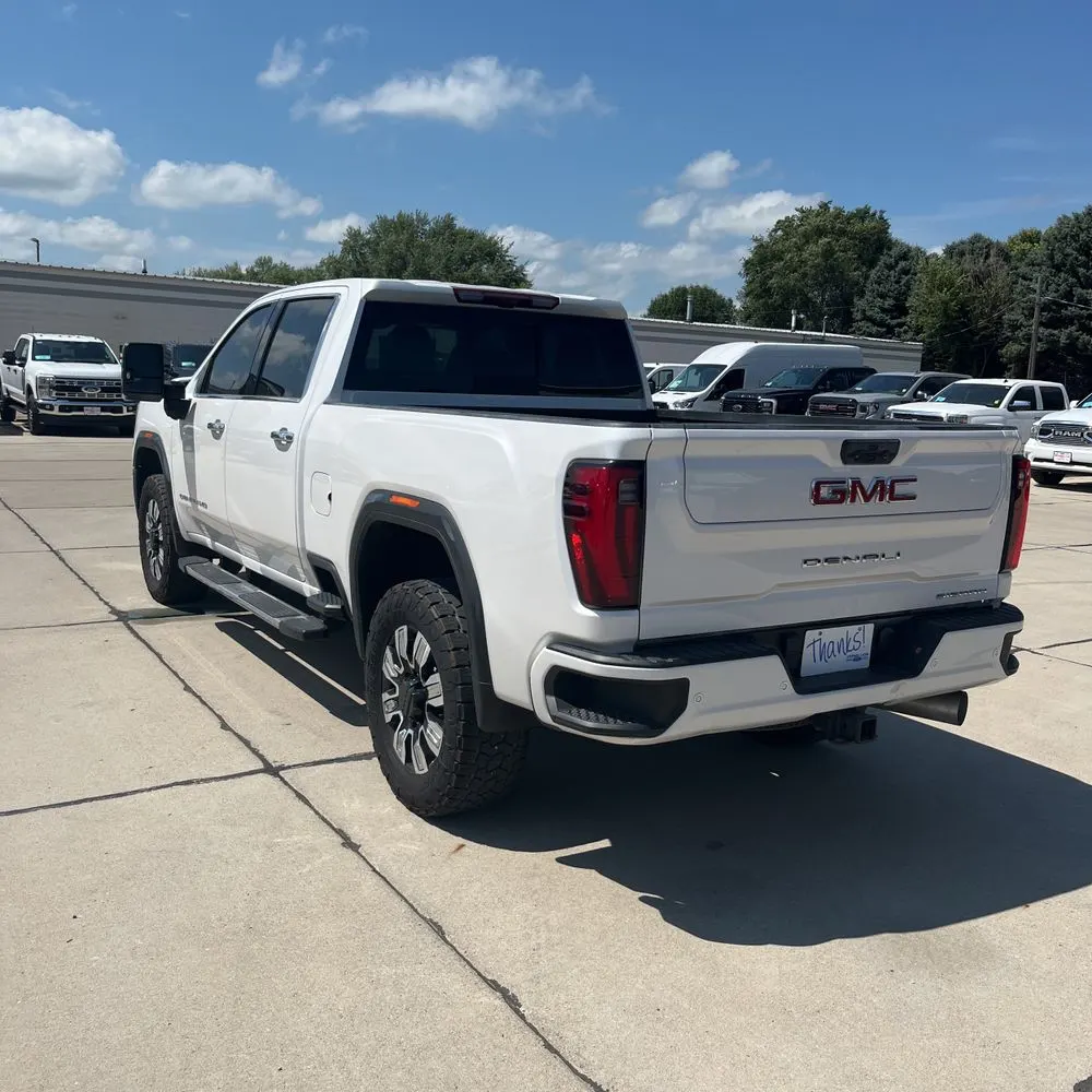 2024 GMC Sierra 2500HD Denali