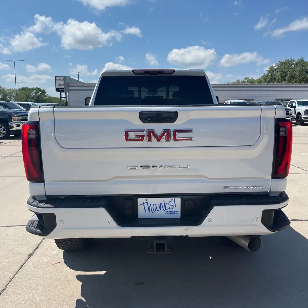 2024 GMC Sierra 2500HD Denali