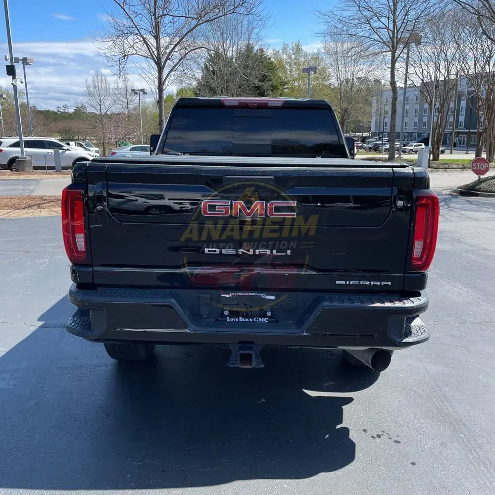 2023 GMC Sierra 2500HD Denali