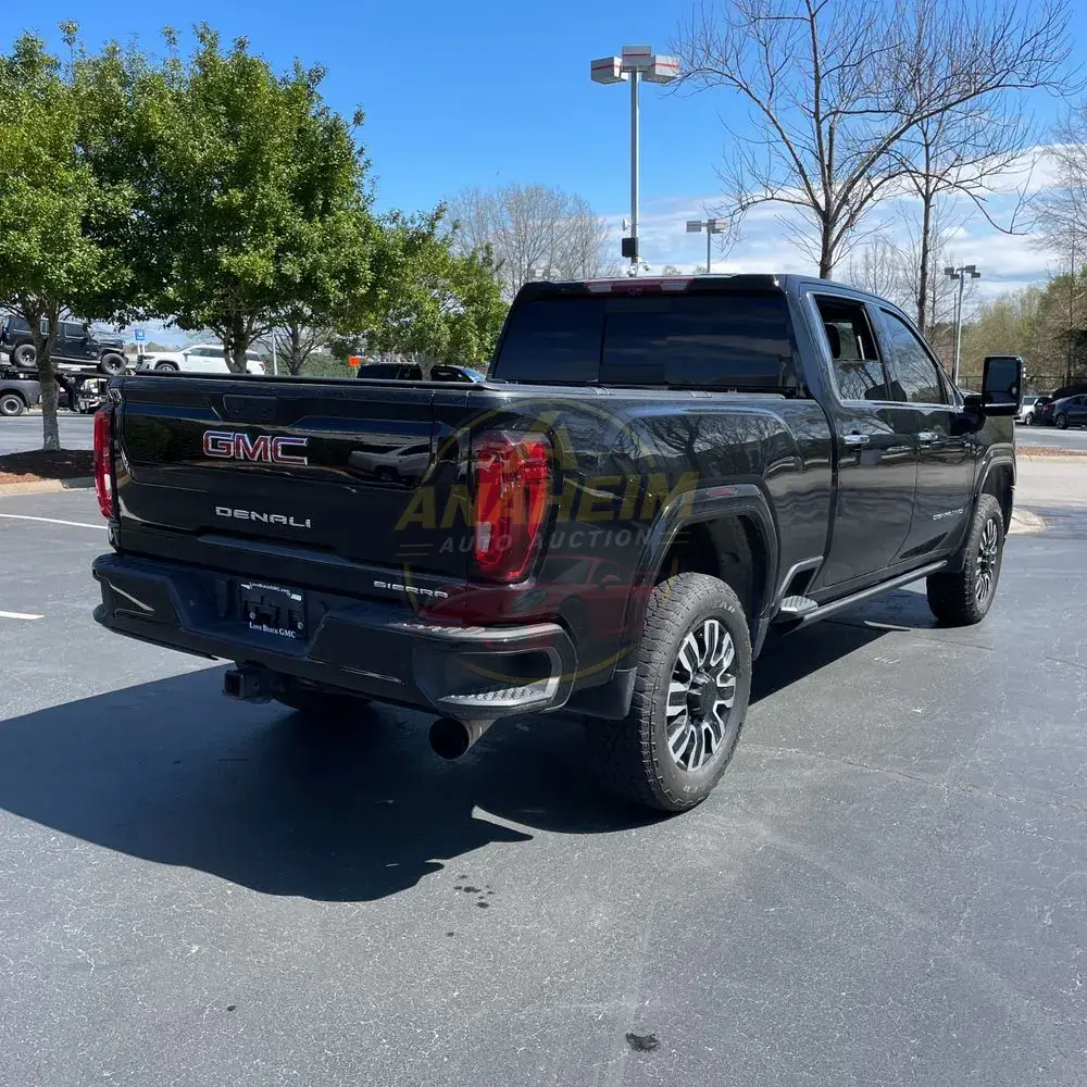 2023 GMC Sierra 2500HD Denali
