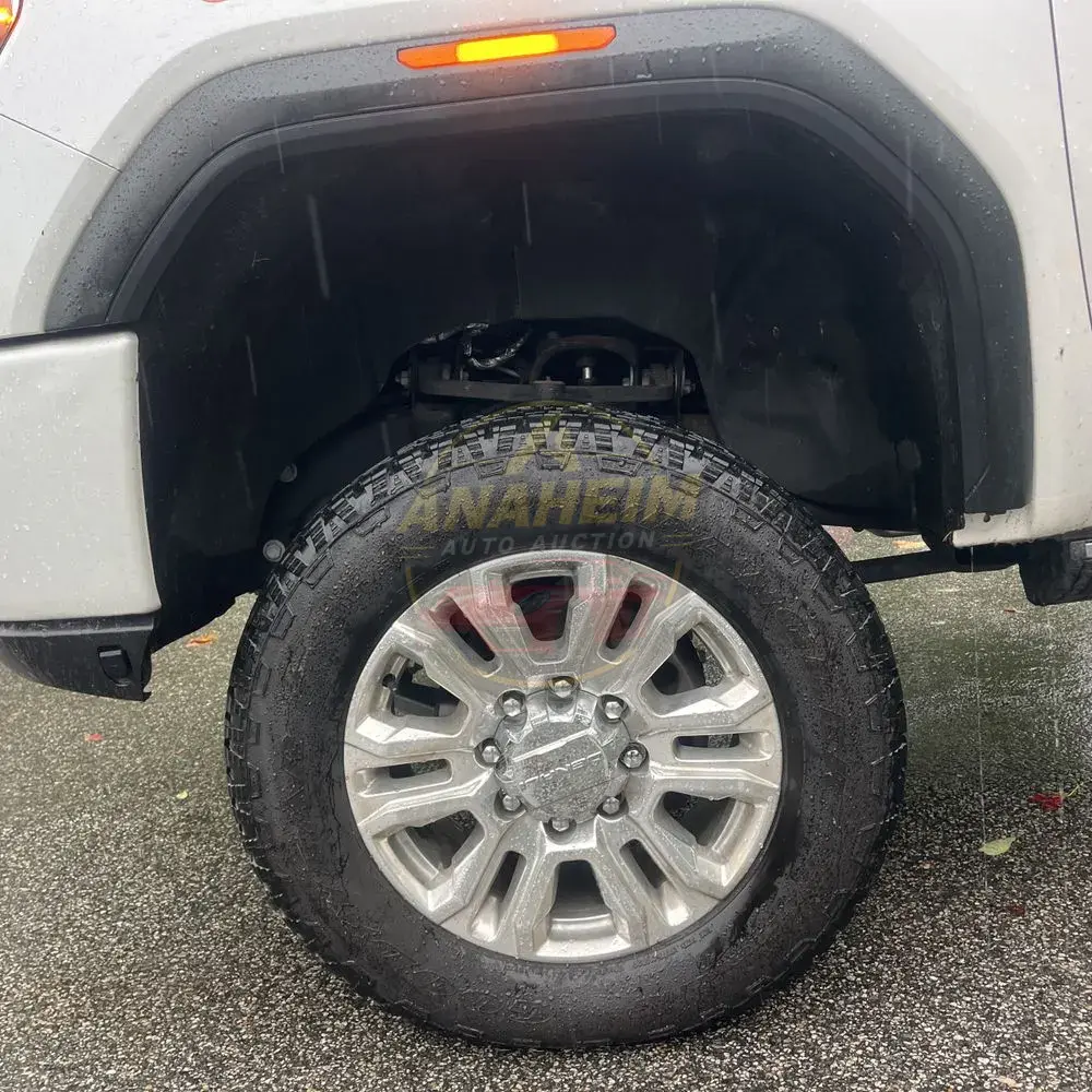 2023 GMC Sierra 2500HD Denali