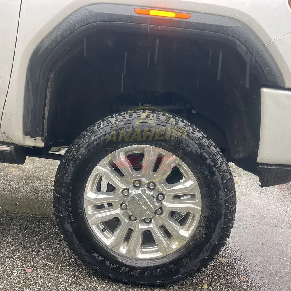 2023 GMC Sierra 2500HD Denali