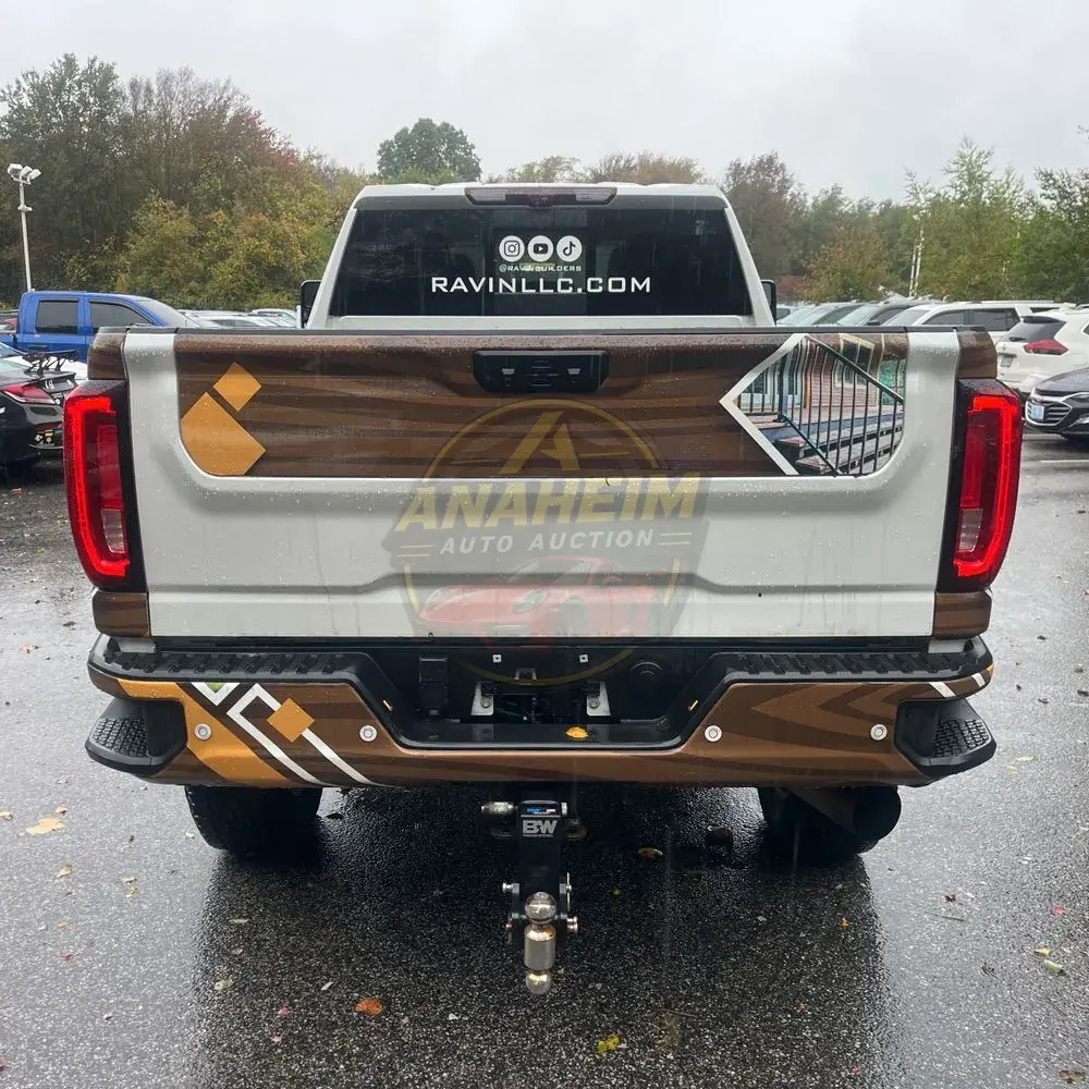 2023 GMC Sierra 2500HD Denali