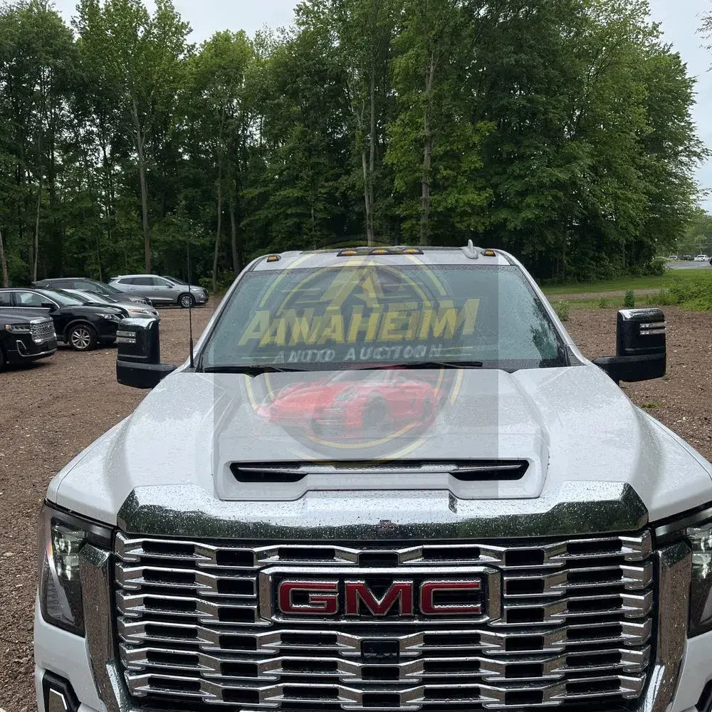 2024 GMC Sierra 2500HD Denali