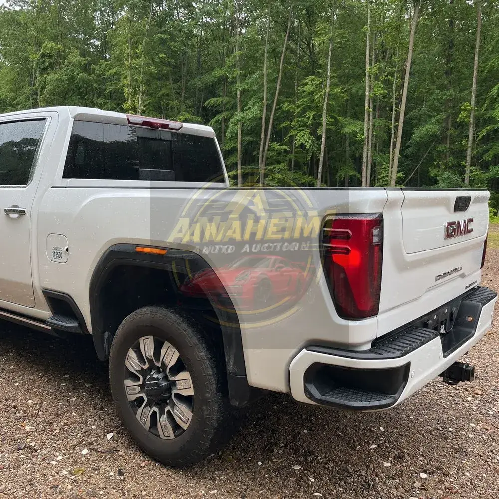 2024 GMC Sierra 2500HD Denali