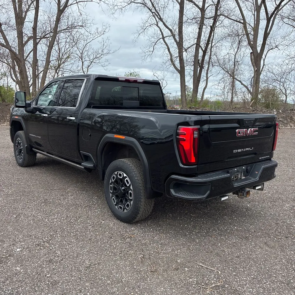 2024 GMC Sierra 2500 Denali