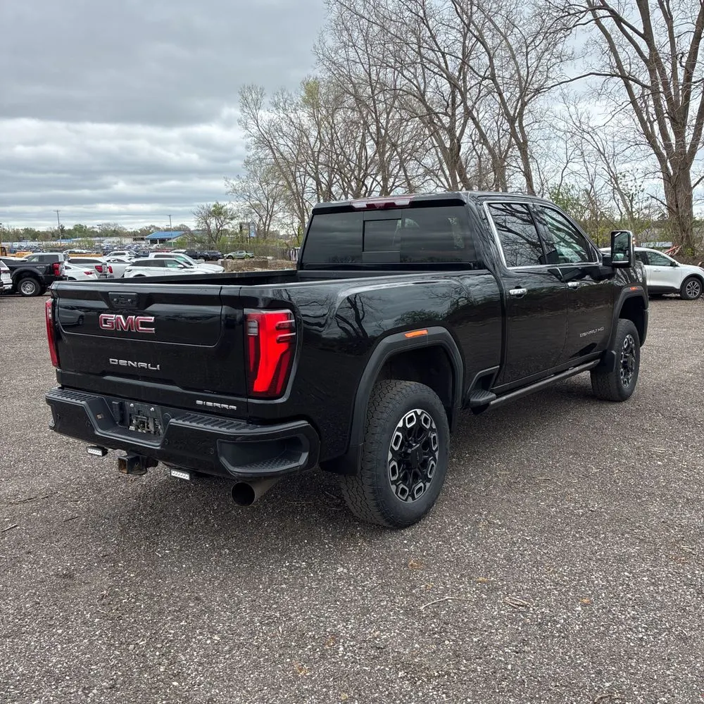 2024 GMC Sierra 2500 Denali
