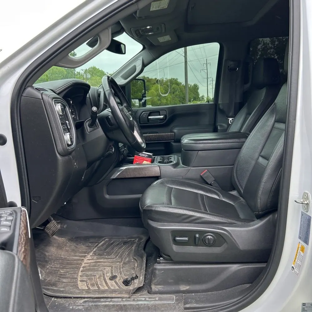 2023 GMC Sierra 2500HD Denali