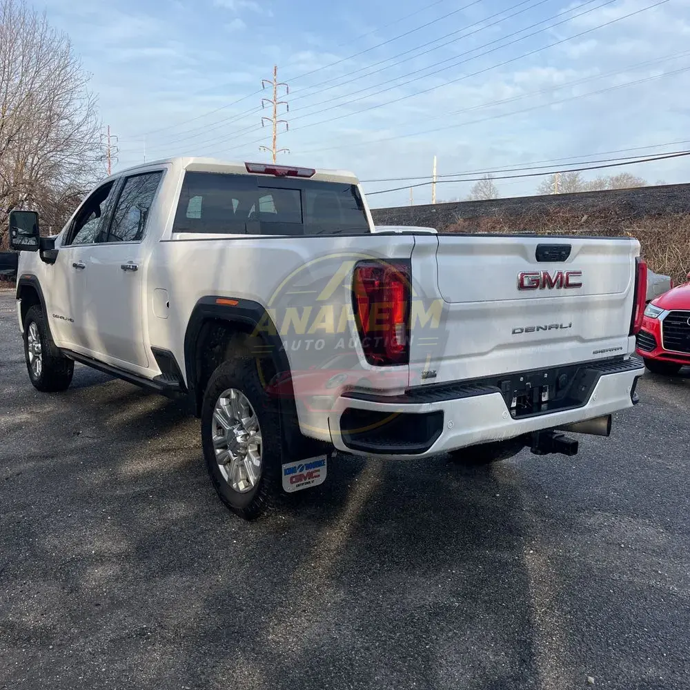 2023 GMC Sierra 2500HD Denali