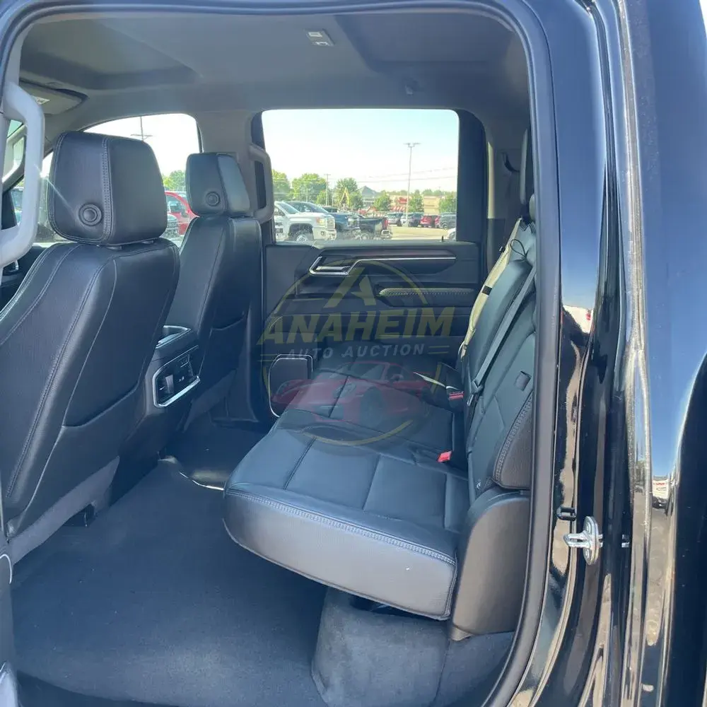2024 GMC Sierra 3500HD Denali