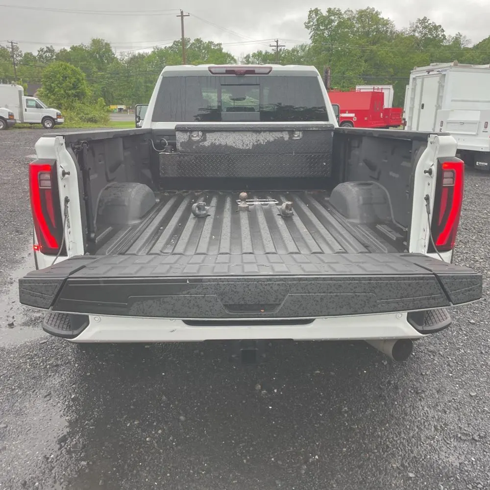 2024 GMC Sierra 3500HD Denali