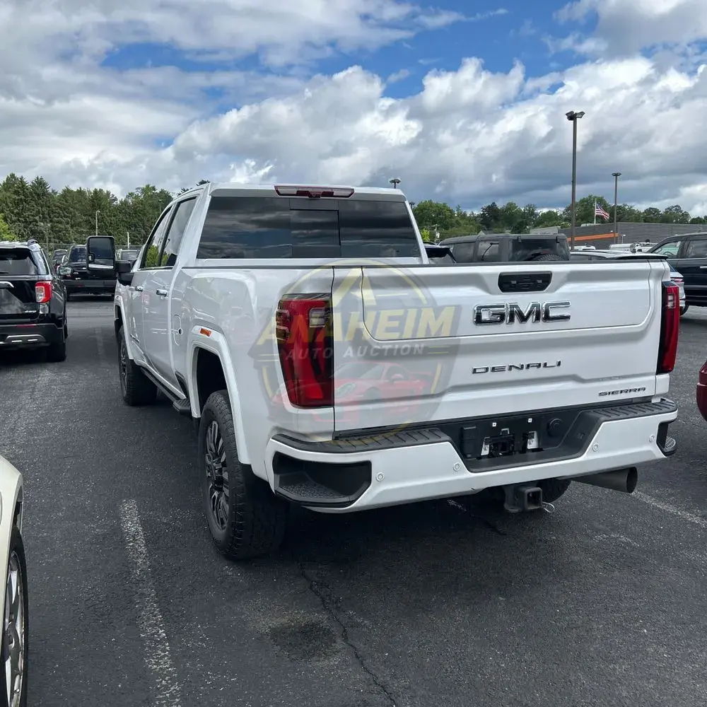 2024 GMC Sierra 2500 Denali Ultimate