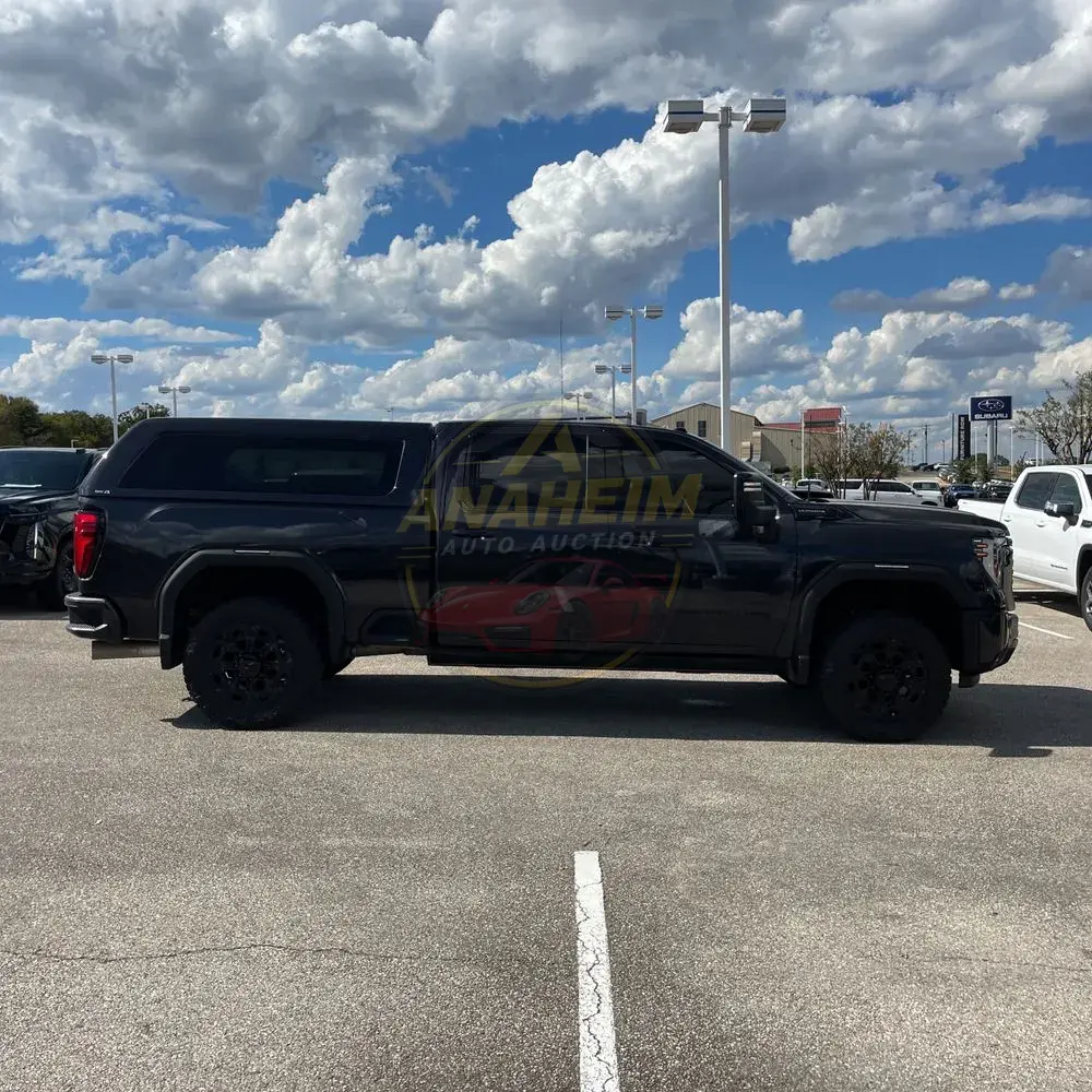 2024 GMC Sierra 2500HD Denali Ultimate