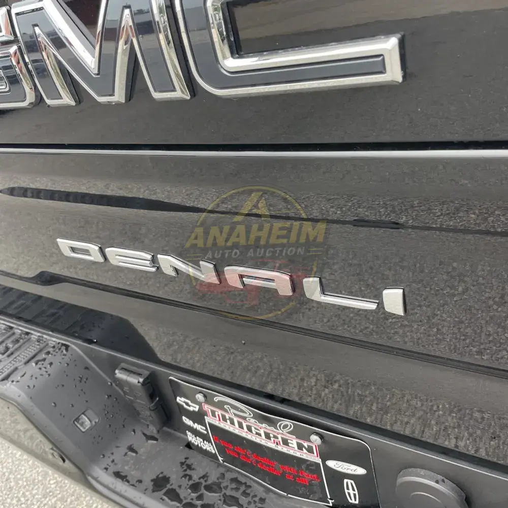 2024 GMC Sierra 2500HD Denali Ultimate