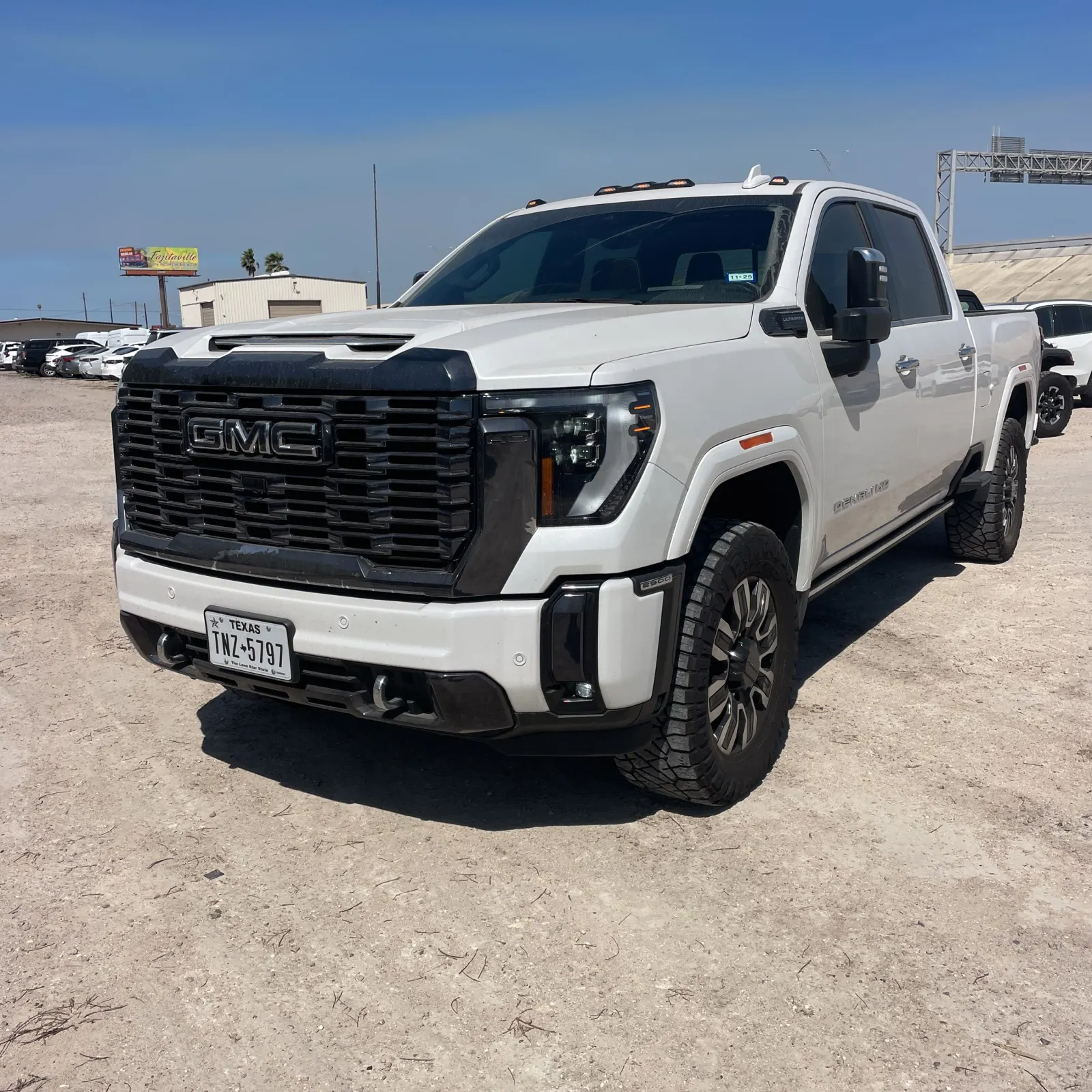 2024 GMC Sierra 2500HD Denali Ultimate