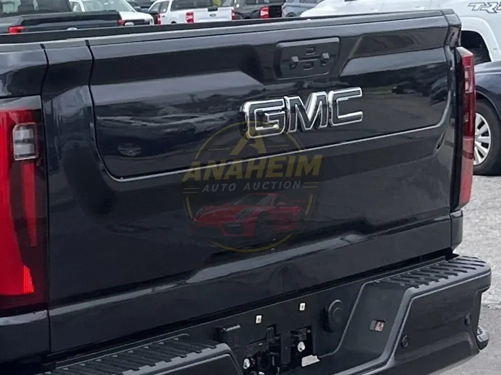 2024 GMC Sierra 3500HD Denali Ultimate