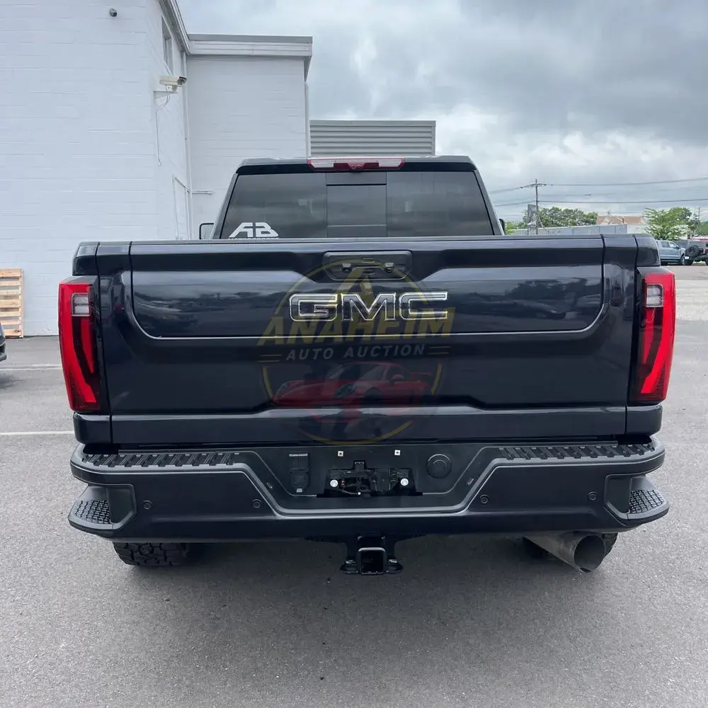 2024 GMC Sierra 3500HD Denali Ultimate