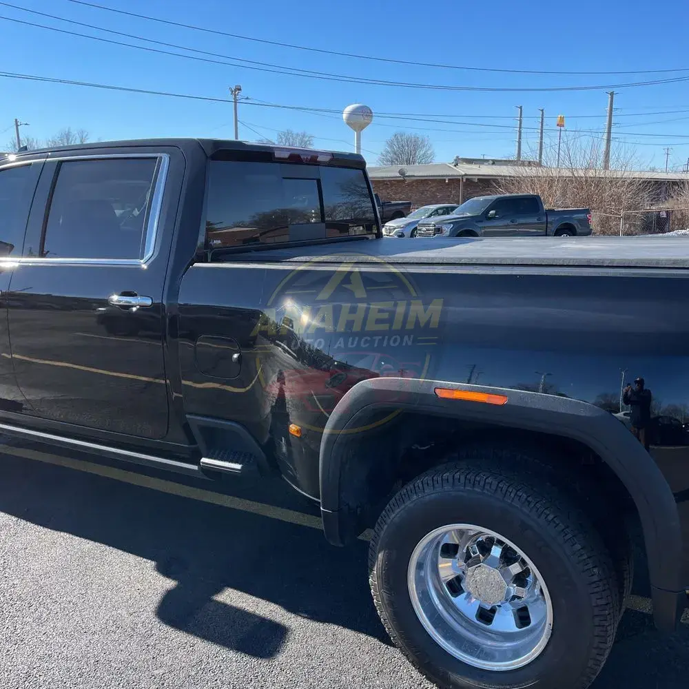 2024 GMC Sierra 3500HD Denali Ultimate