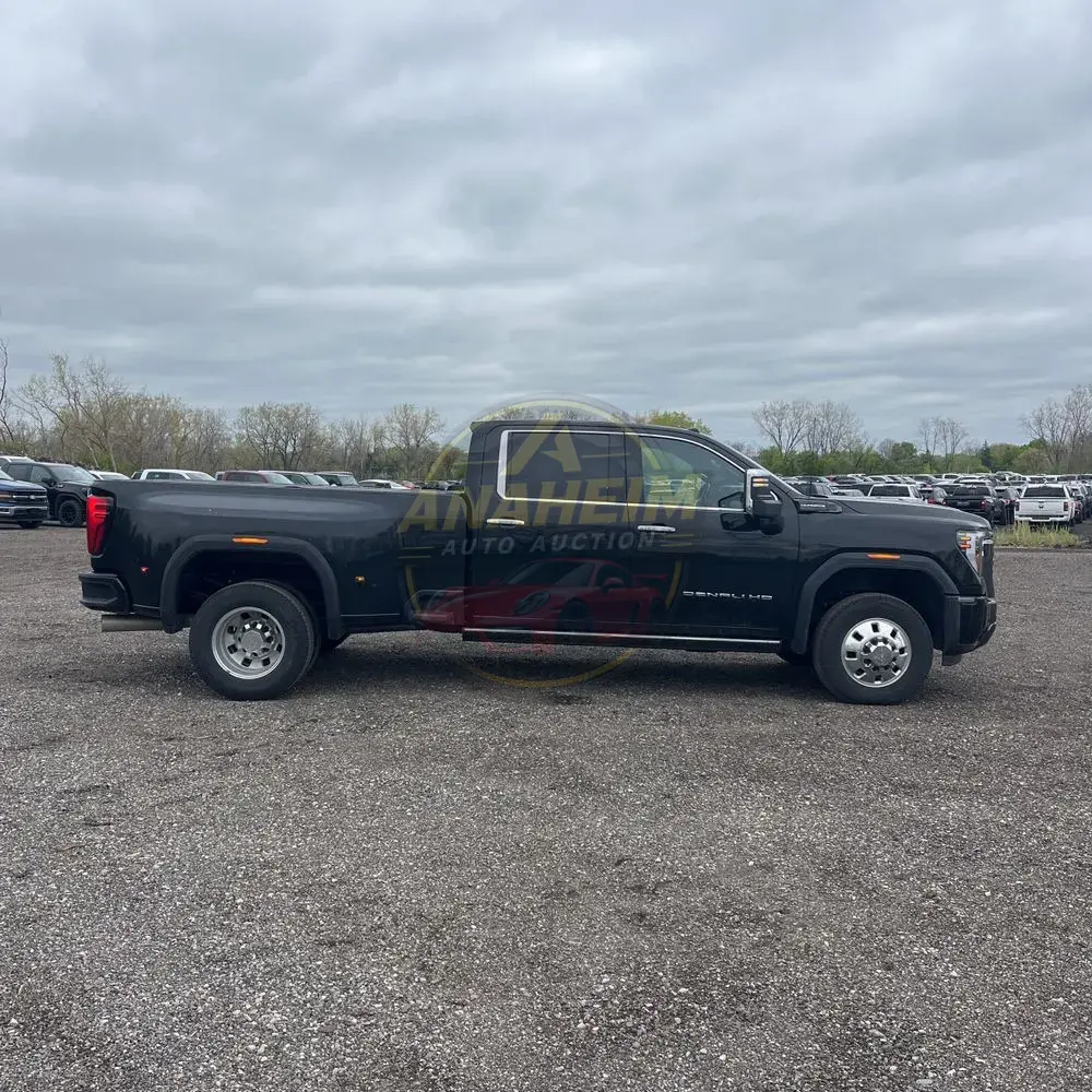 2024 GMC Sierra 3500 Denali Ultimate