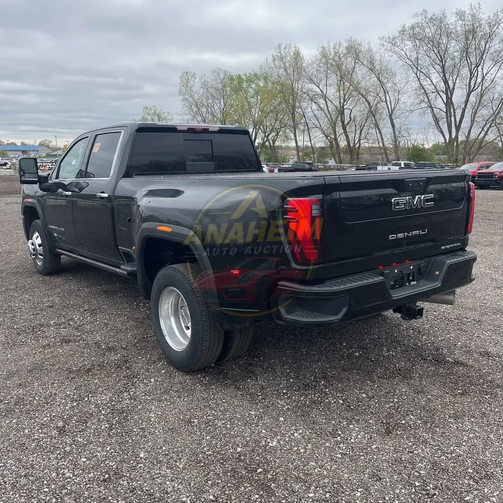 2024 GMC Sierra 3500 Denali Ultimate