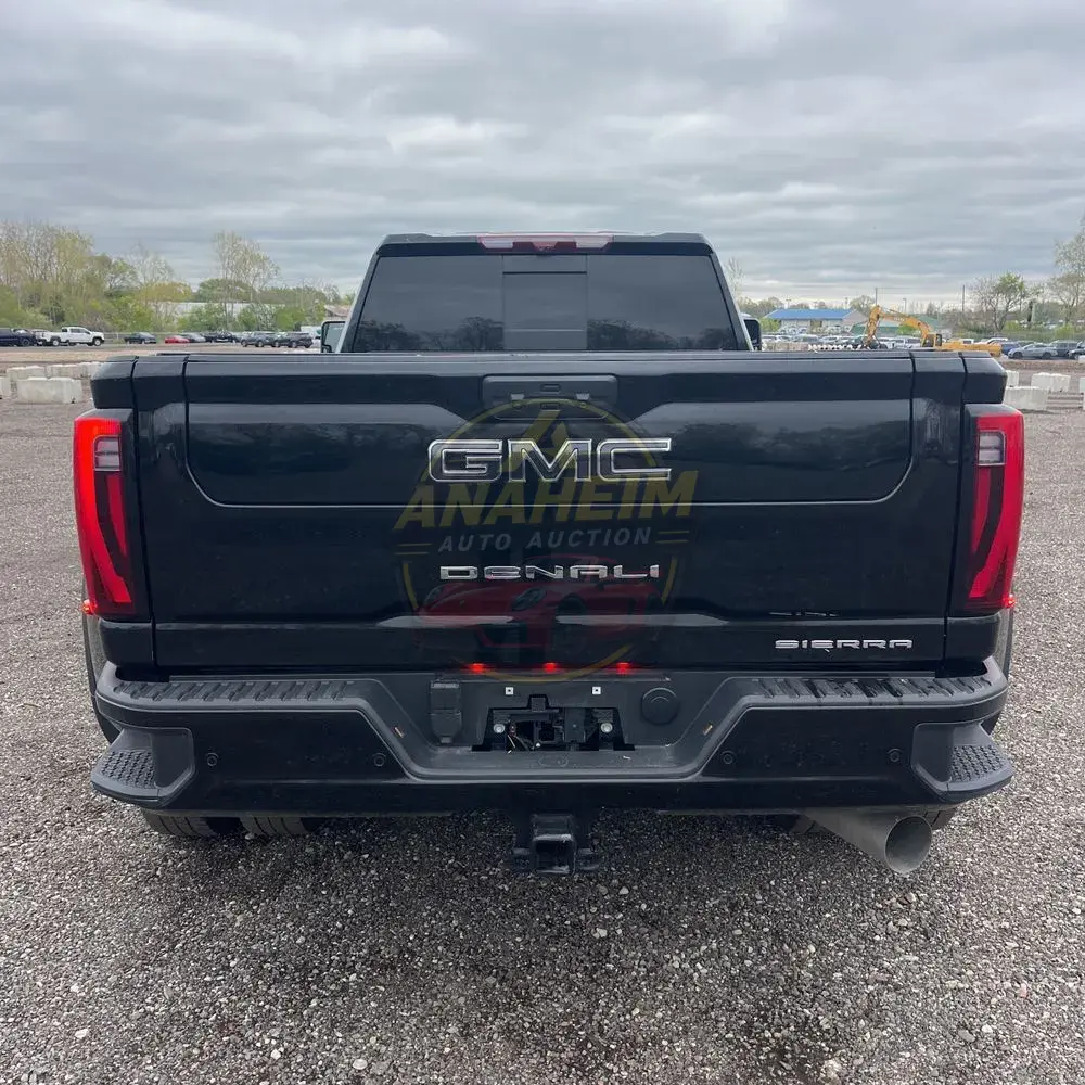 2024 GMC Sierra 3500 Denali Ultimate