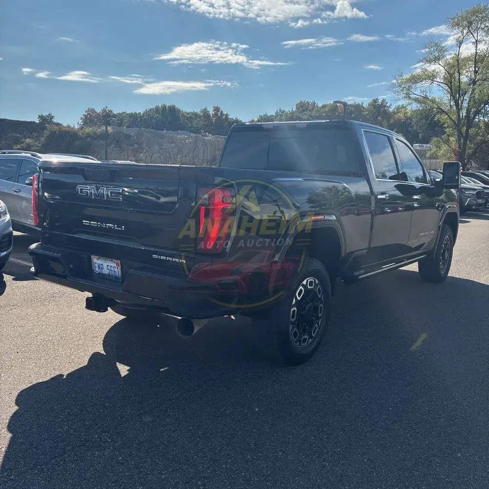 2024 GMC Sierra 3500HD Denali Ultimate
