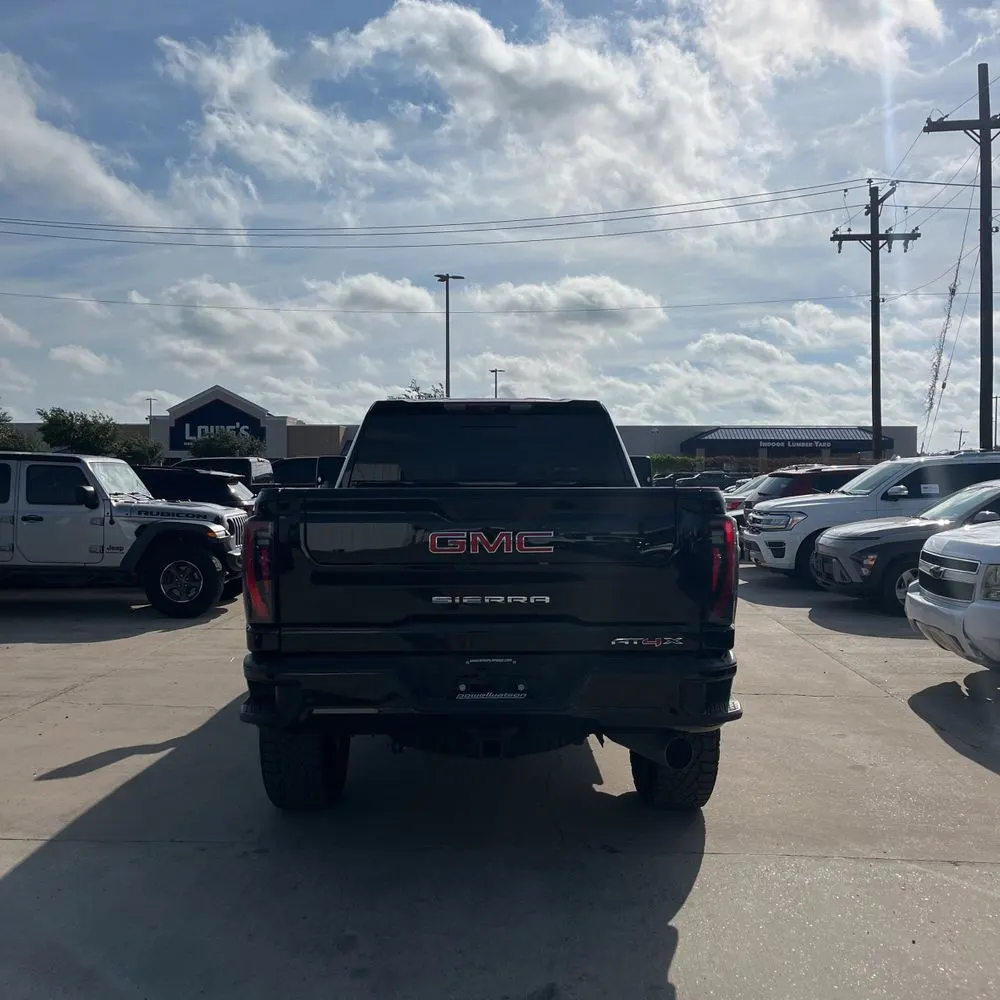 2025 GMC Sierra 2500HD AT4X