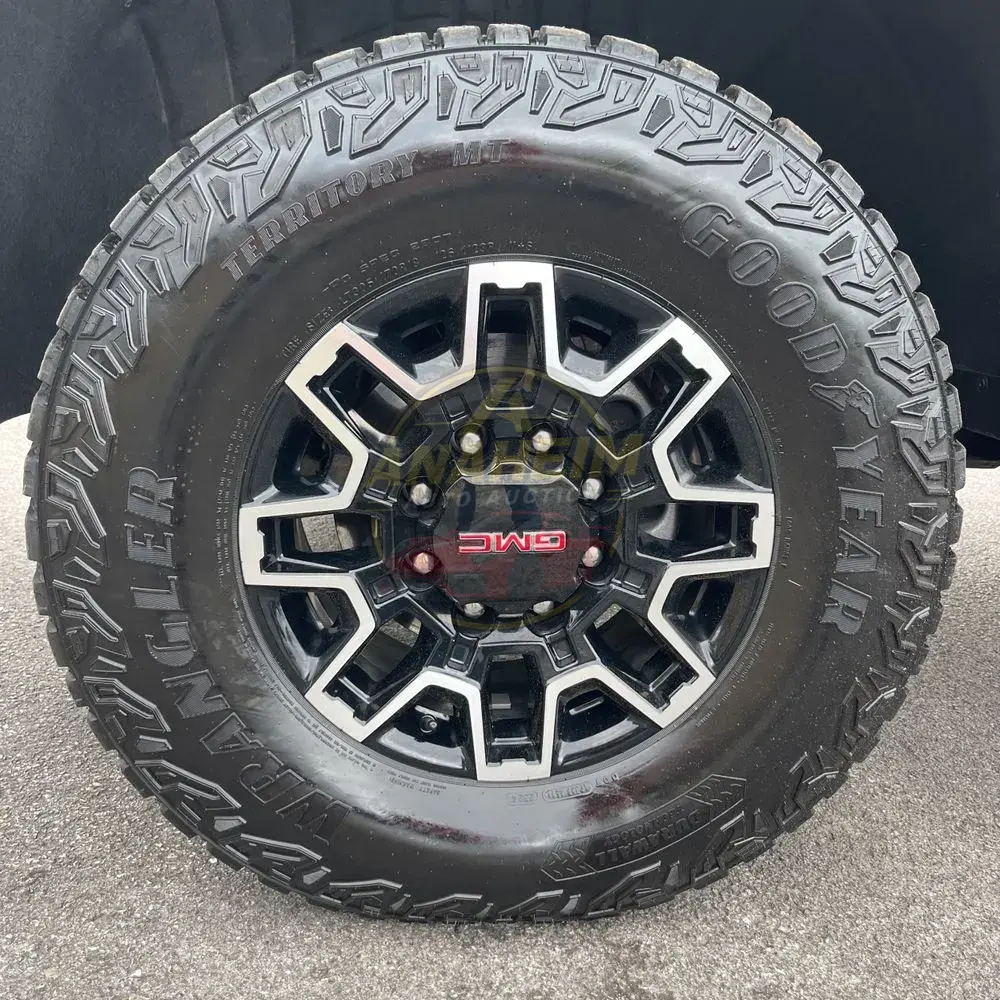 2025 GMC Sierra 2500HD AT4X