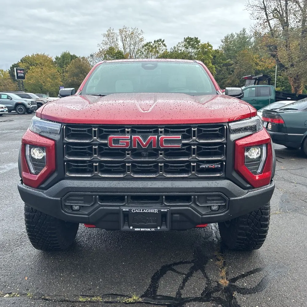 2025 GMC Canyon AT4