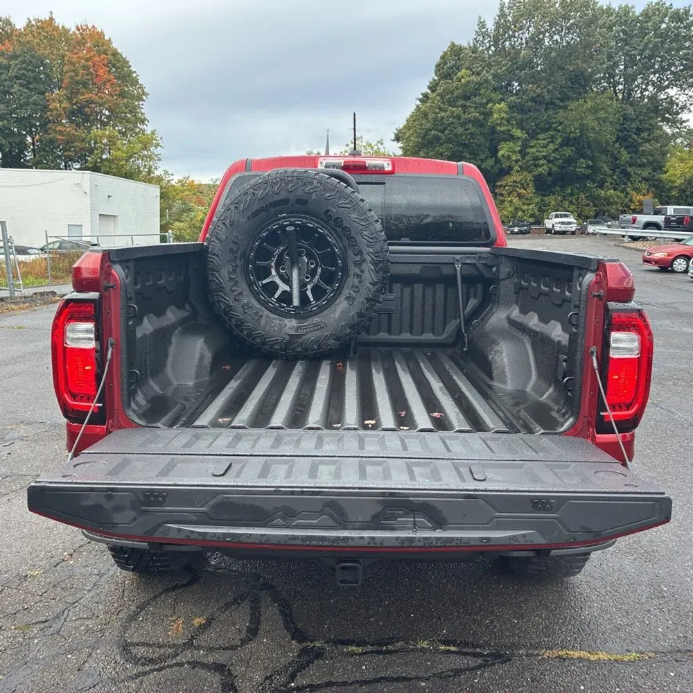 2025 GMC Canyon AT4