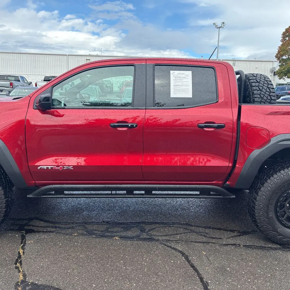 2025 GMC Canyon AT4