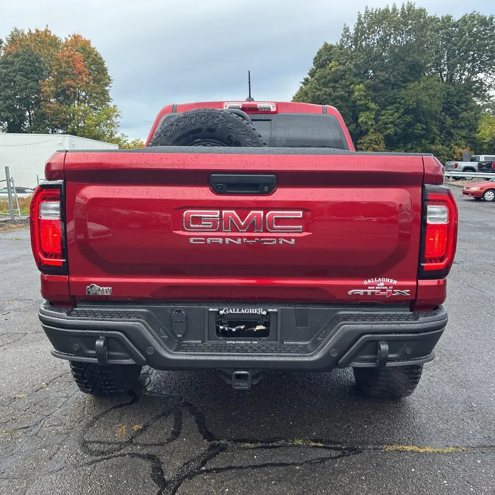 2025 GMC Canyon AT4