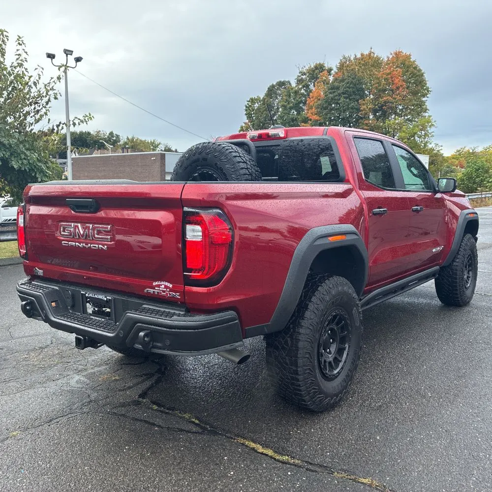 2025 GMC Canyon AT4