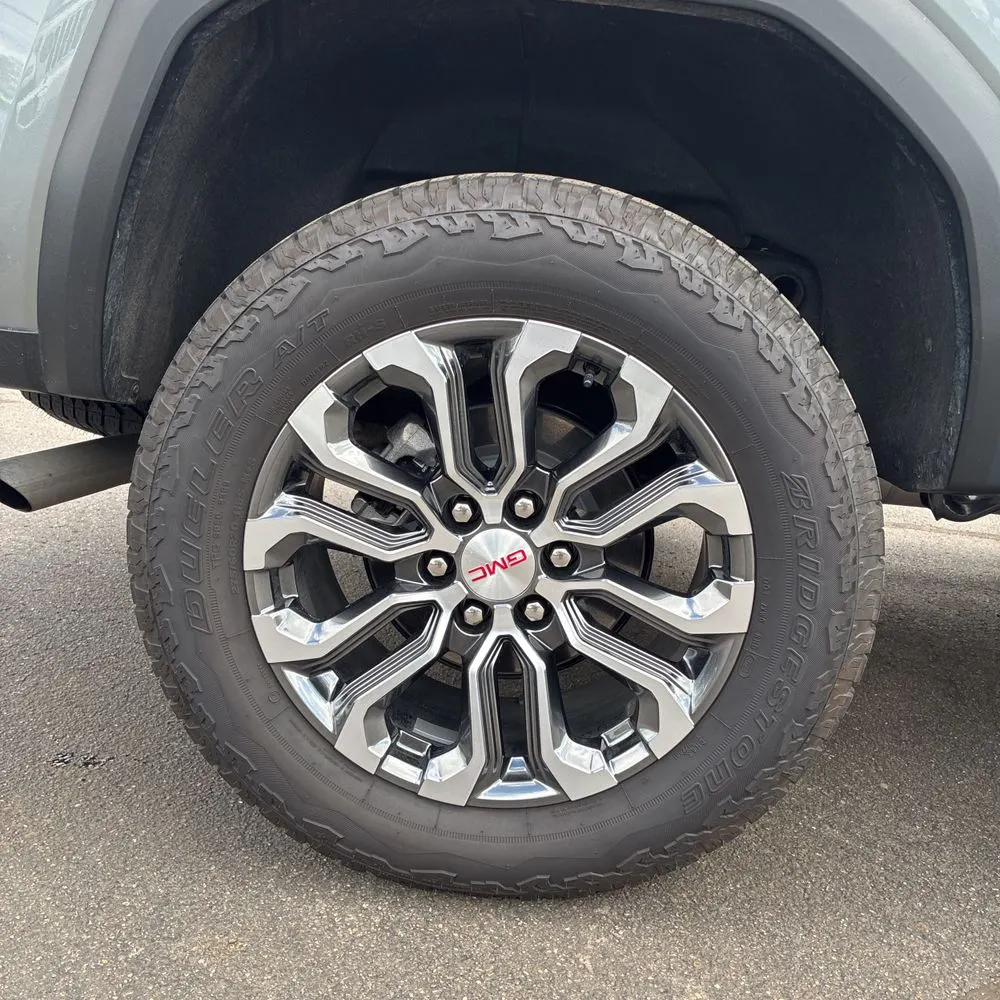 2025 GMC Canyon Denali