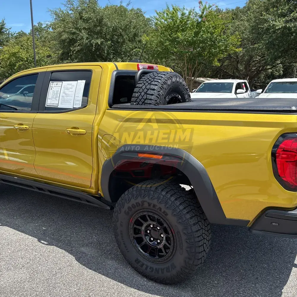2024 GMC Canyon AT4X