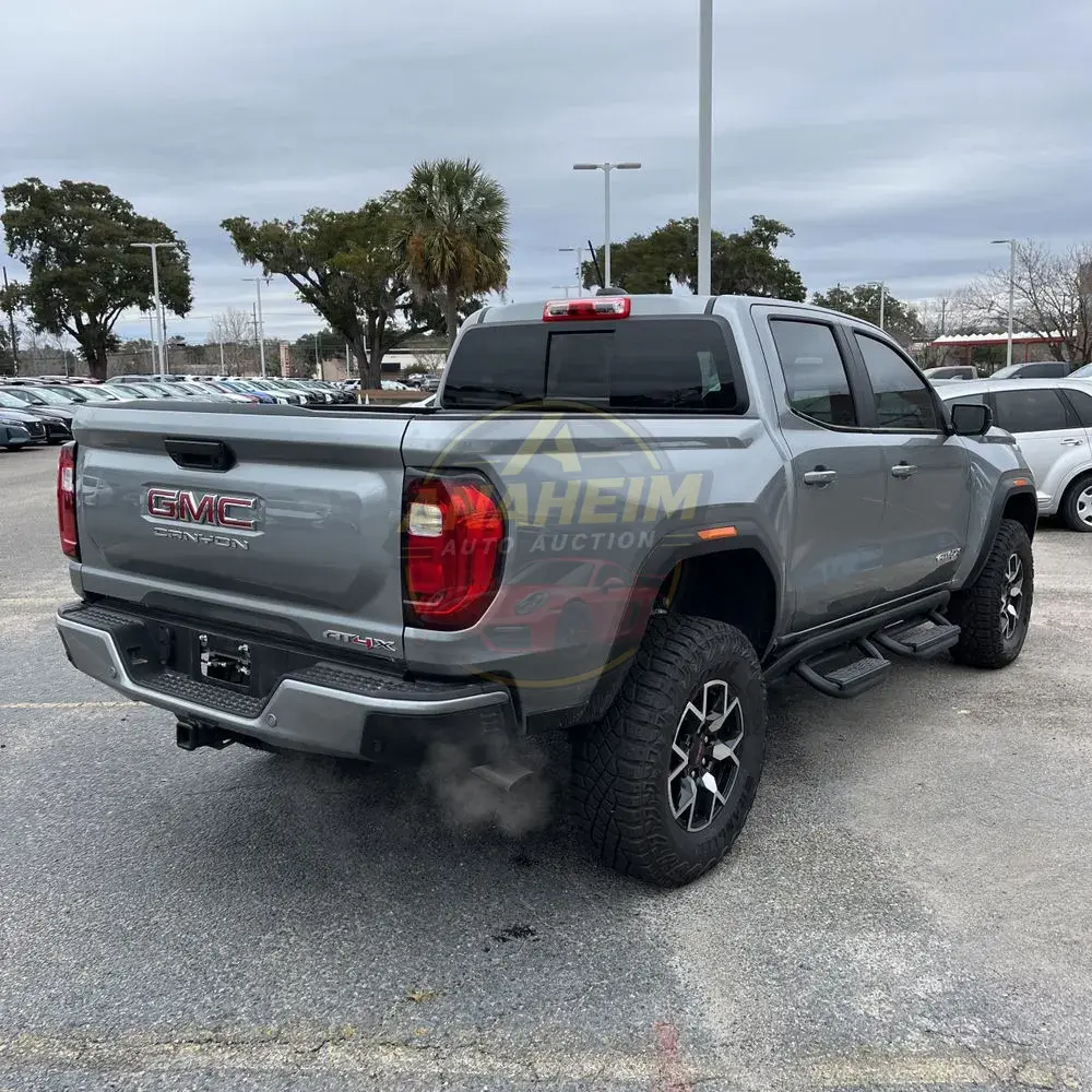 2024 GMC Canyon AT4X