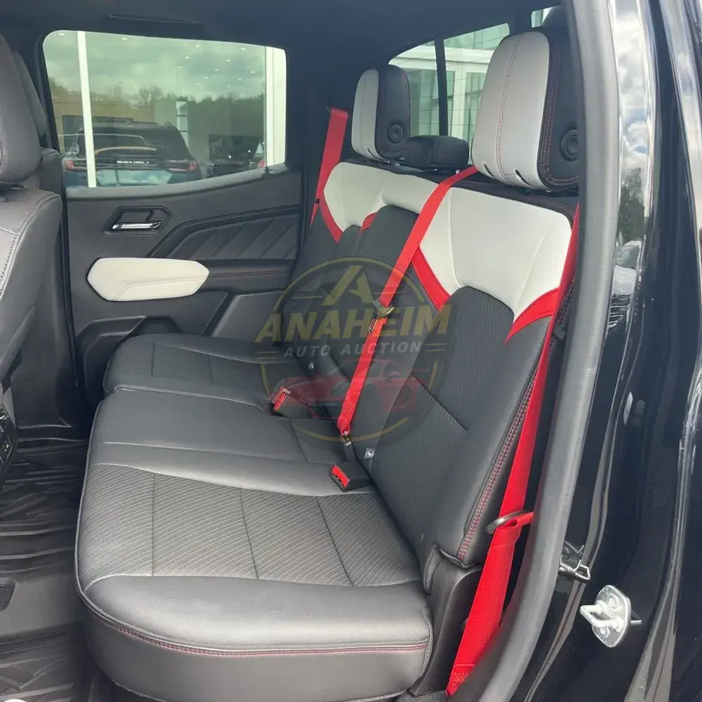 2024 GMC Canyon AT4X